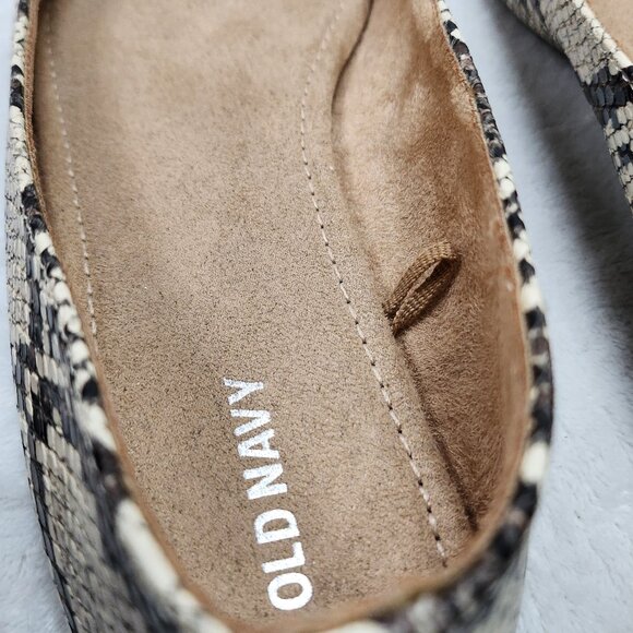 *New low price*! Snakeskin Flats w/ rounded toes - Picture 8 of 9